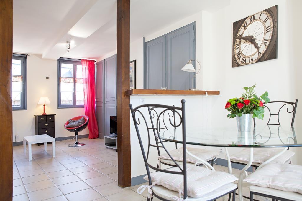 Appartement Du Port De أونفلور المظهر الخارجي الصورة